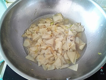 尖椒干豆腐做法 家常菜尖椒干豆腐简单做法