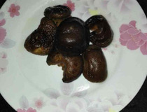 大青菜怎么炒好吃 加入香菇同炒清爽味道好
