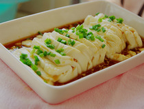 小葱拌豆腐 家常小葱拌豆腐超简单下饭做法