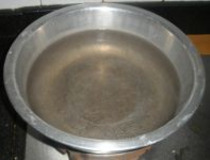 豌豆炸酱面家常做法 在家怎么做豌豆炸酱面？